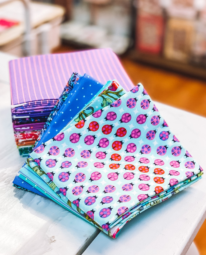 15 Festive Ways to Use Your Fabric Stash for Christmas Crafts